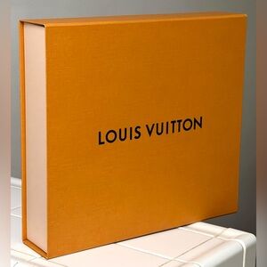 Authentic Louis Vuitton Signature Orange Gift Box Black Letters Envelope Luxury